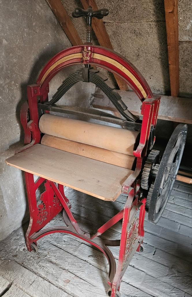 Antieke Mangel - Decoratief en Functioneel, Ophalen of Verzenden