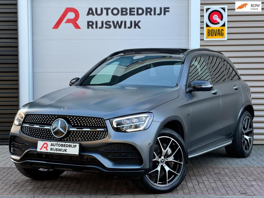 Mercedes-Benz GLC-klasse 300e 4MATIC Premium Plus Luchtverin, Auto's, Mercedes-Benz, Automaat, Gebruikt, 4 cilinders, Vierwielaandrijving
