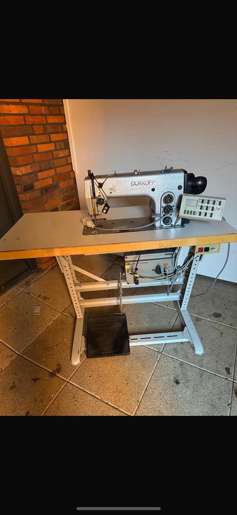 Naaimachine in goede orde werkt prima, Ophalen of Verzenden, Zo goed als nieuw, Naaimachine, Overige merken