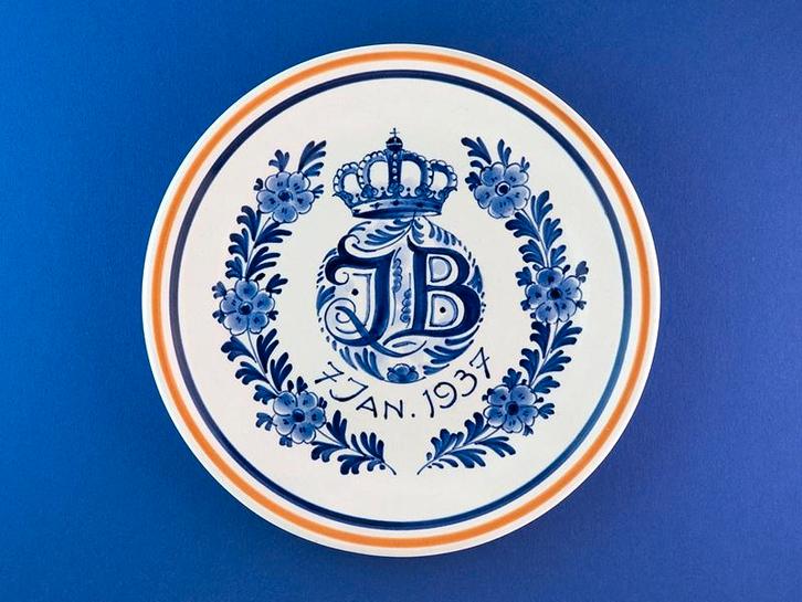 Porceleyne Fles 1937 Huwelijk Juliana Bernard 18cm (1), Antiek en Kunst, Antiek | Wandborden en Tegels, Ophalen of Verzenden