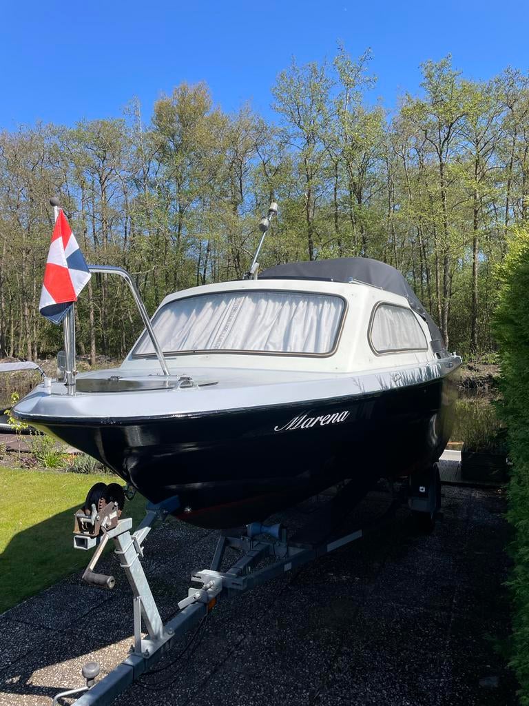 Fraaie Shetland kruiser met nieuwe 20 pk motor en trailer, Ophalen, 10 tot 30 pk, Gebruikt, Tot 6 meter