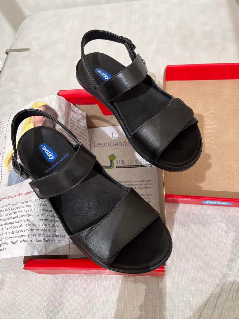 Wolky zwarte sandalen maat 40, Kleding | Dames, Schoenen, Ophalen of Verzenden, Zo goed als nieuw