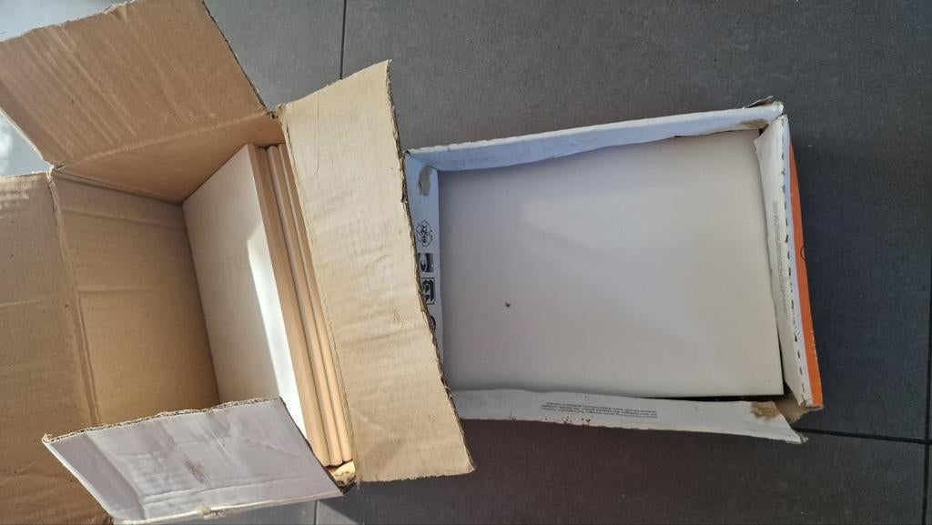 Witte tegeltjes - ideaal voor mozaïek projecten, Ophalen, Nieuw, 20 tot 40 cm, Minder dan 5 m²