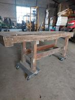 Oude antieke werkbank/keukeneiland/dressoir, Ophalen