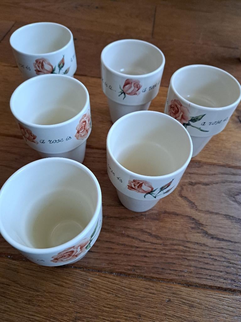 Melkbekers van rose is a rose, Ophalen, Nieuw, Aardewerk, Overige stijlen