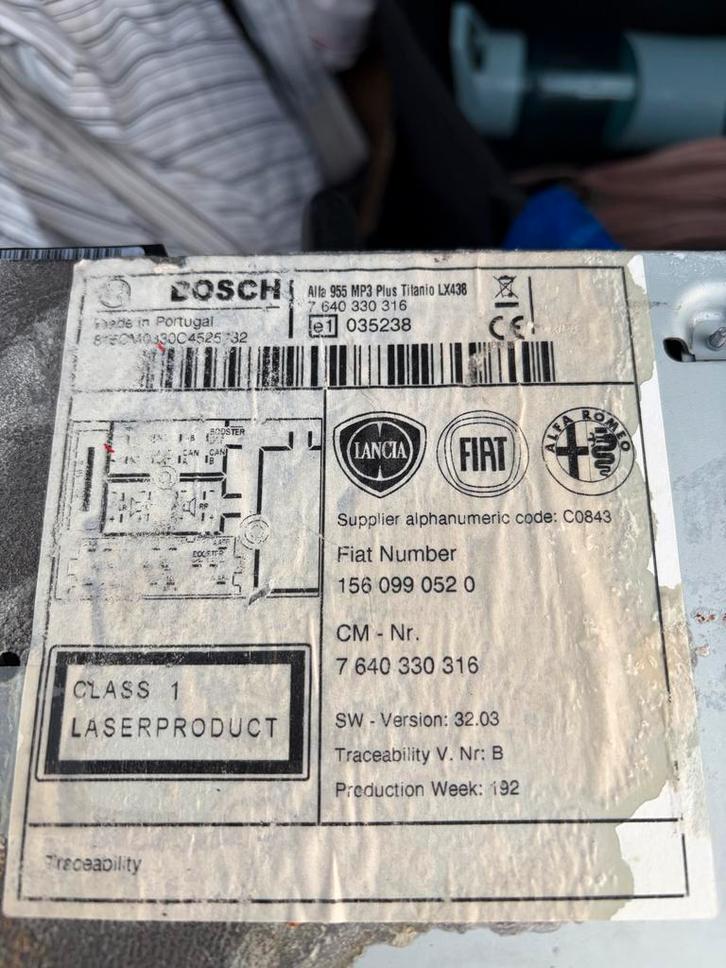 Alfa Romeo Mito Radio CD Speler - Origineel Bosch, Auto diversen, Autoradio's, Gebruikt, Ophalen