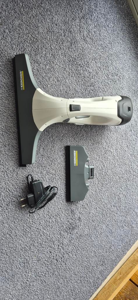 Kärcher raamwisser met oplader, Ophalen