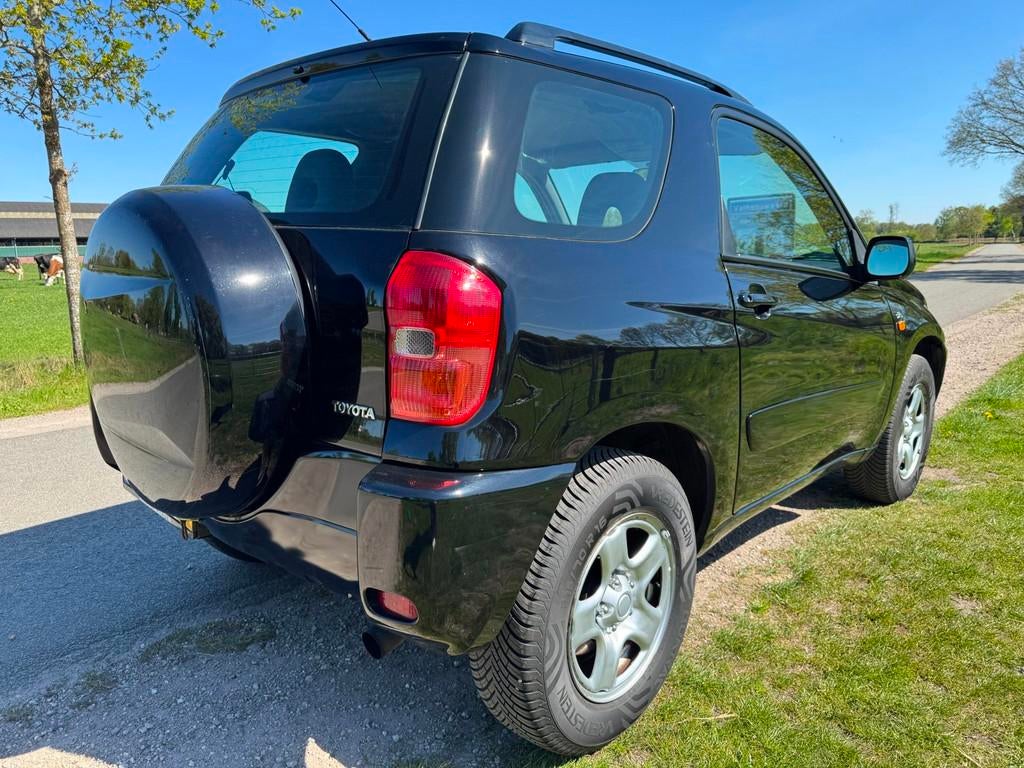 Toyota RAV4 2.0 D4-D Luna keurig onderhouden|airco, Keurmerk '100% Onderhouden', Stof, 4 cilinders, 1290 kg