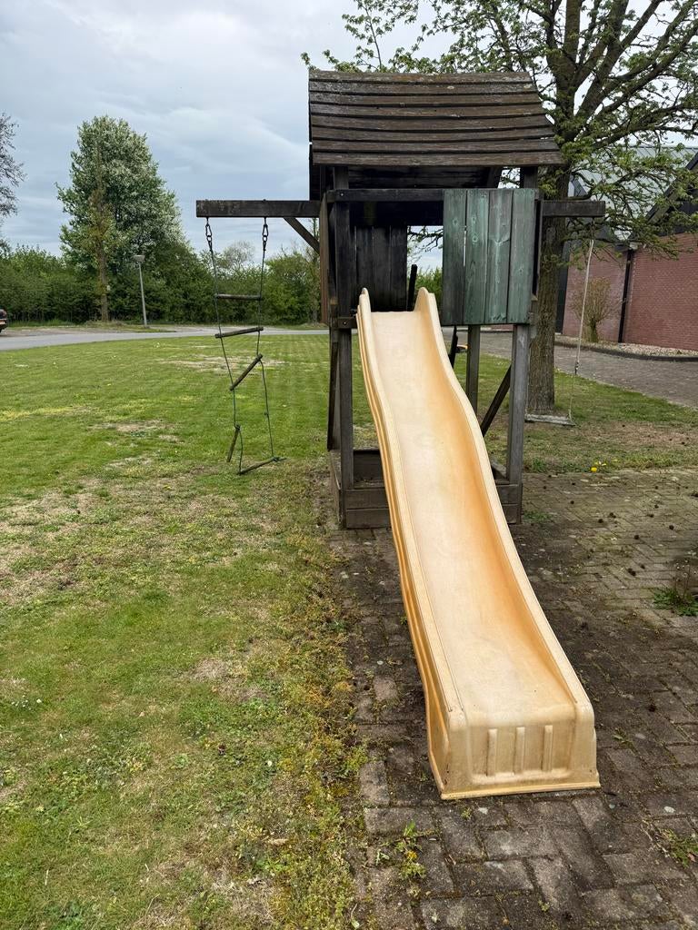 Speelhuisje en trampoline gebruikte te koop, Ophalen, Gebruikt, Berg, Info@heidesmid.nl