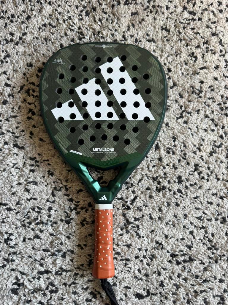 Adidas Metalbone Reserve padelracket, Sport en Fitness, Padel, Ophalen of Verzenden, Zo goed als nieuw