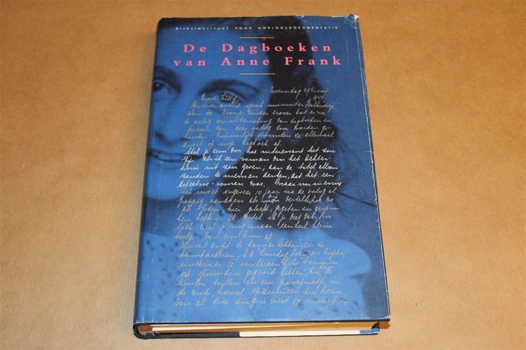 De Volledige Dagboeken van Anne Frank — De Kritische Editie, Ophalen of Verzenden, Tweede Wereldoorlog, Gelezen, Overige onderwerpen