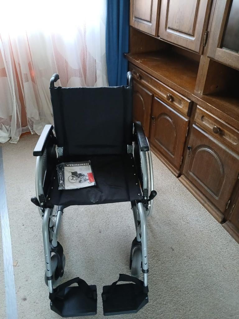 Nieuwe rolstoel met een jaar garantie, Diversen, Rolstoelen, Ophalen, Inklapbaar, Nieuw, Duwrolstoel