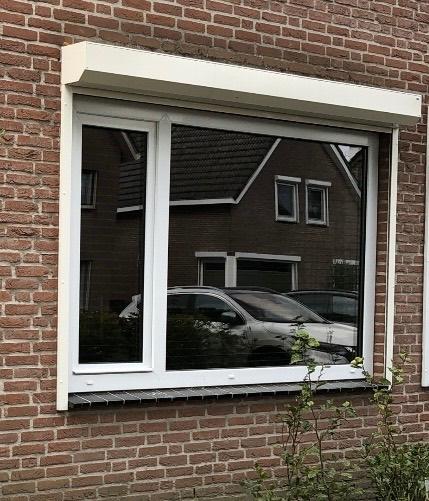 Elektrisch rolluik, Doe-het-zelf en Verbouw, Rolluiken, Ophalen, Gebruikt, Crème of Beige, 200 cm of meer