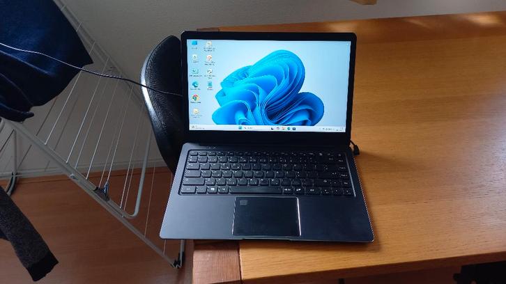 nette en goedwerkende laptop 250 gb hd-win11-4 gb ram, Computers en Software, Windows Laptops, Zo goed als nieuw, 14 inch, HDD