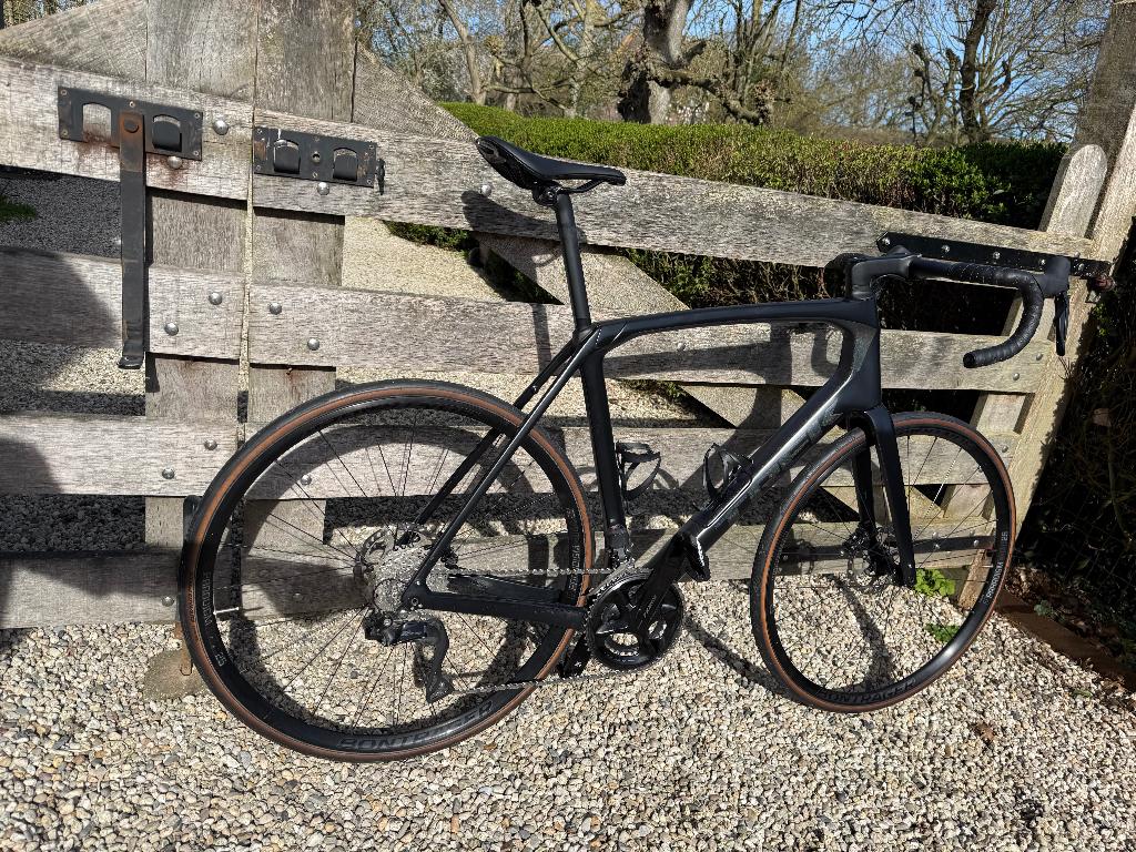 Domane SL 6 gen 4 (maat 60, 2024), 28 inch, Gebruikt, Carbon, Heren