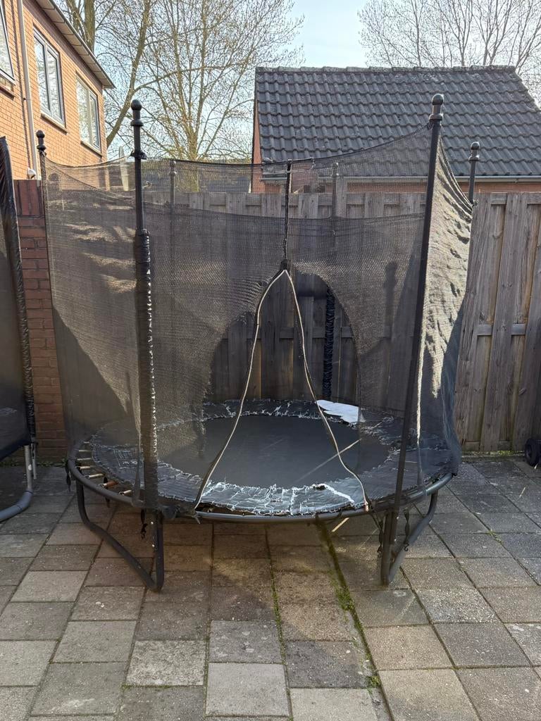 Grote trampoline (gratis), Ophalen, Zo goed als nieuw