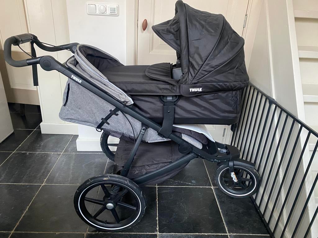 Thule Urban Glide 2 kinderwagen incl. alle accessoires, Kinderen en Baby's, Gebruikt, Luchtbanden, Combiwagen, Ophalen