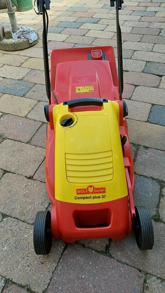 Wolf Garten Compact Plus 37e grasmaaier, Tuin en Terras, Ophalen, Mulchfunctie, Zo goed als nieuw, 30 t/m 39 cm