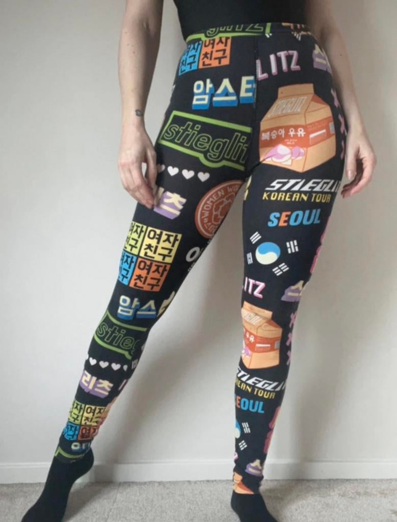 Stieglitz legging met print, XS/34. Korean neon statement, Legging, Verzenden, Zwart, Gedragen