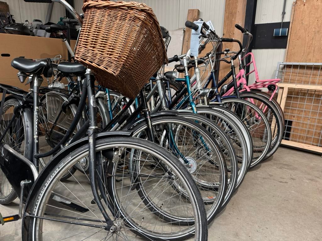Busfietsen - Studentenfietsen, Ophalen, Zo goed als nieuw