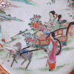 JAPAN: Schaal Bord Famille Rose Dames in Kar, Verzenden