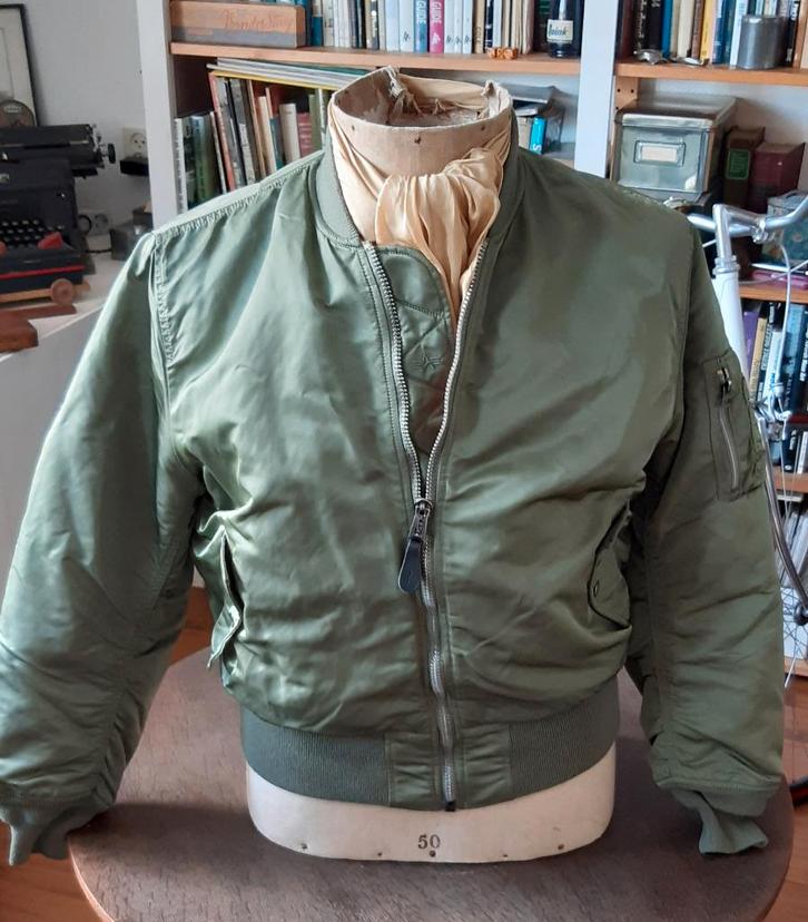 Bomber jack MA-1 Alpha Industries Large, Kleding | Heren, Jassen | Zomer, Zo goed als nieuw, Maat 52/54 (L), Groen, Ophalen of Verzenden