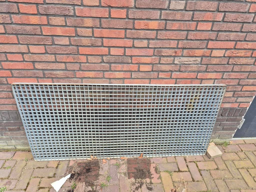 Roosters - Diverse Maten (32x32mm mazen), Doe-het-zelf en Verbouw, Metalen, Ophalen, Gebruikt, IJzer