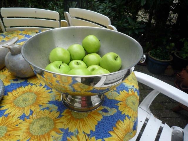 4 x champagne bowl + 1 aparte met knoppen  Ø 40 cm, Huis en Inrichting, Woonaccessoires | Wijnrekken, Nieuw, Minder dan 50 cm