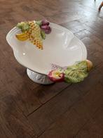 Witte schaal met fruitdecoratie, Verzenden