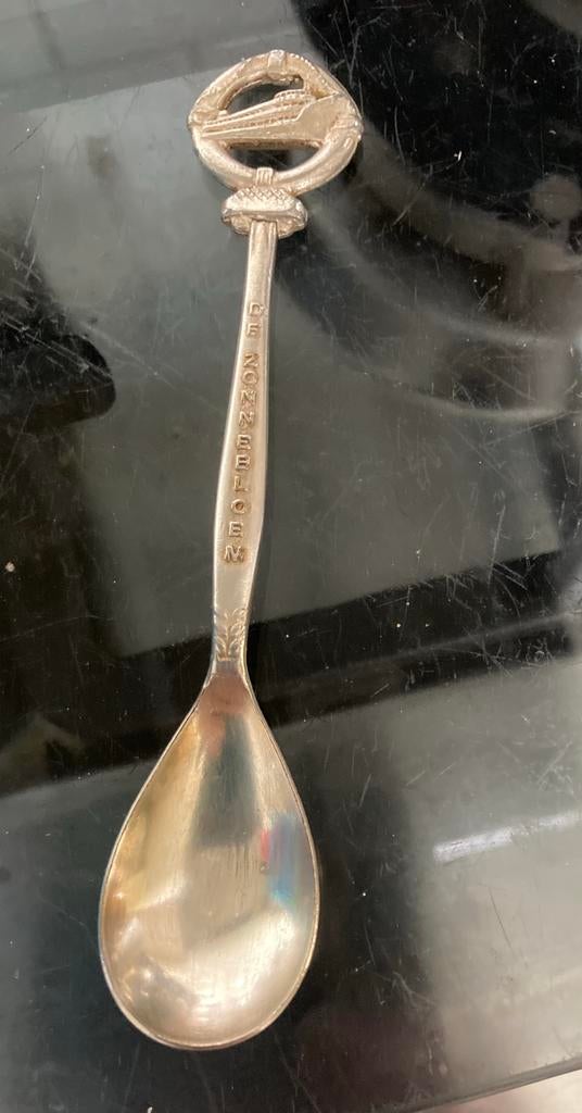 Lepeltje schip van De Zonnebloem,, Antiek en Kunst, Antiek | Bestek, Ophalen of Verzenden