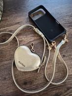 Dutchies telefoonhoesje met koord en hartvormig tasje, Ophalen of Verzenden, Zo goed als nieuw, Hoesje of Tasje
