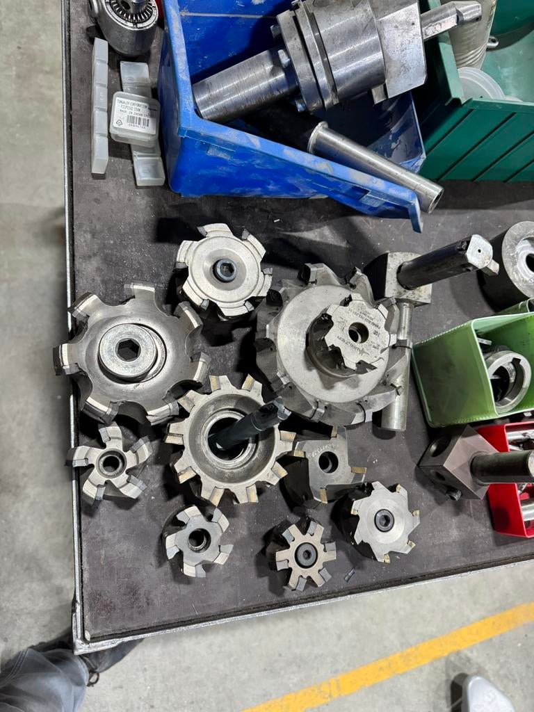 Diverse freeskoppen, Doe-het-zelf en Verbouw, Gereedschap | Freesmachines, Ophalen of Verzenden, Zo goed als nieuw, Elektrisch