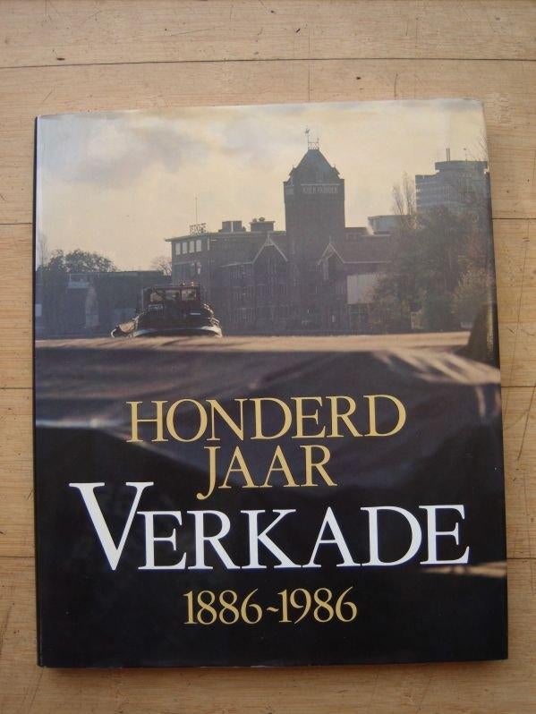 Honderd jaar Verkade 1886-1986, Boeken, Ophalen of Verzenden, Zo goed als nieuw