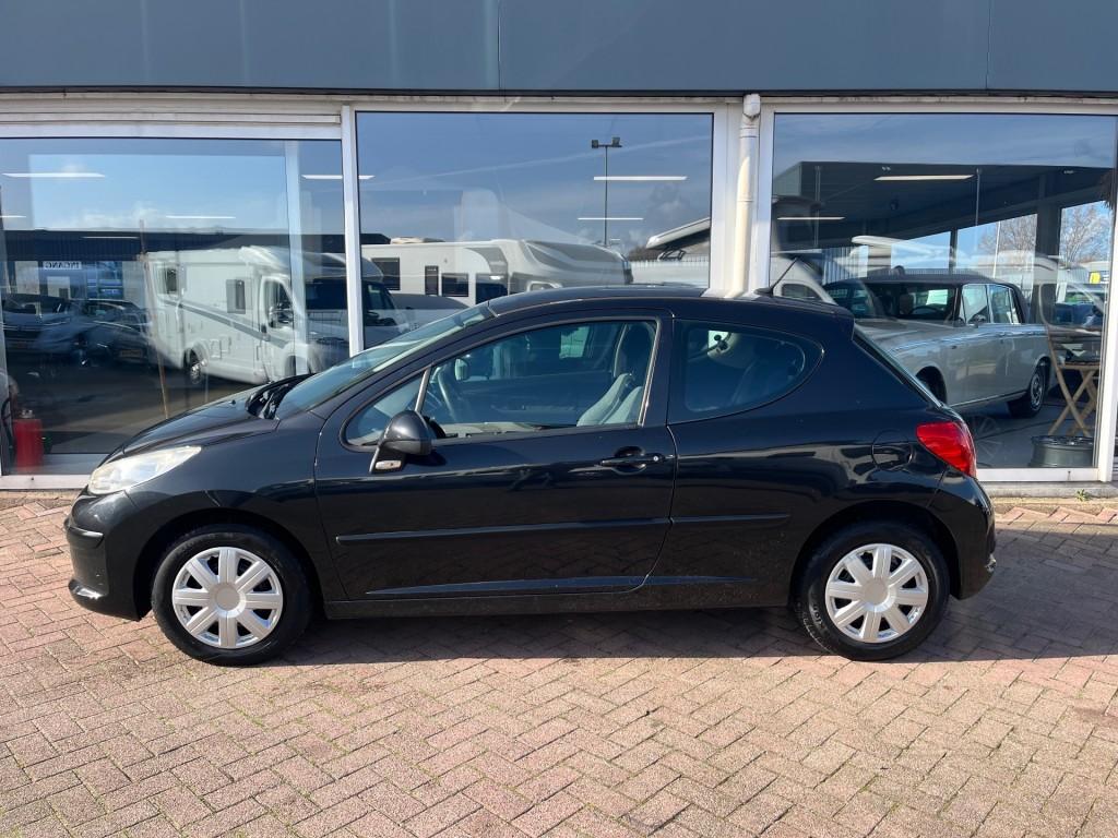 Peugeot 207 1.4 VTi Cool 'n Blue Airco Cruise, Auto's, Gebruikt, Origineel Nederlands, Bedrijf, Handgeschakeld