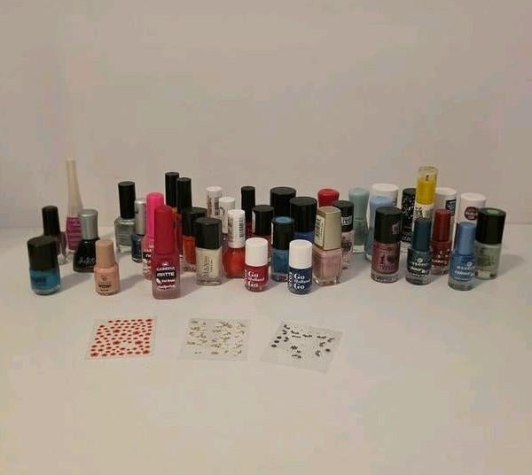 Veel nagellak nagel lak verschillende merken kleuren, Ophalen of Verzenden, Zo goed als nieuw