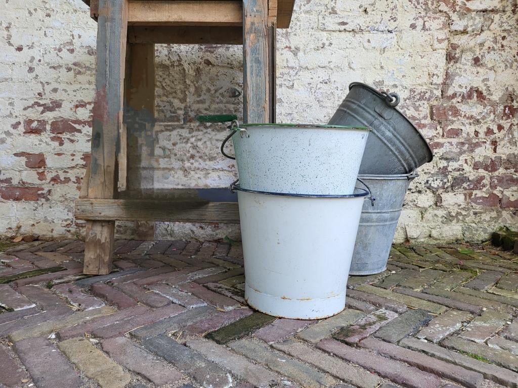Oude brocante Franse emmers/zink/emaille/allegonda, Huis en Inrichting, Emmers, Ophalen of Verzenden, Kunststof