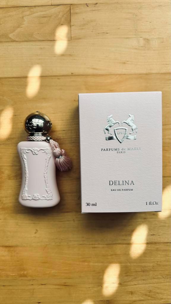 Parfums de Marly Delina Eau de Parfum 30ml, Sieraden, Tassen en Uiterlijk, Uiterlijk | Parfum, Zo goed als nieuw, Ophalen of Verzenden
