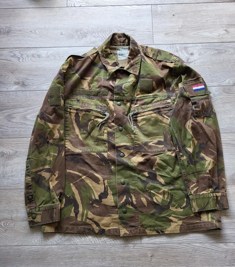 Te koop Nederlands gevechtsjasje maat L, Ophalen of Verzenden, Landmacht, Nederland, Kleding of Schoenen