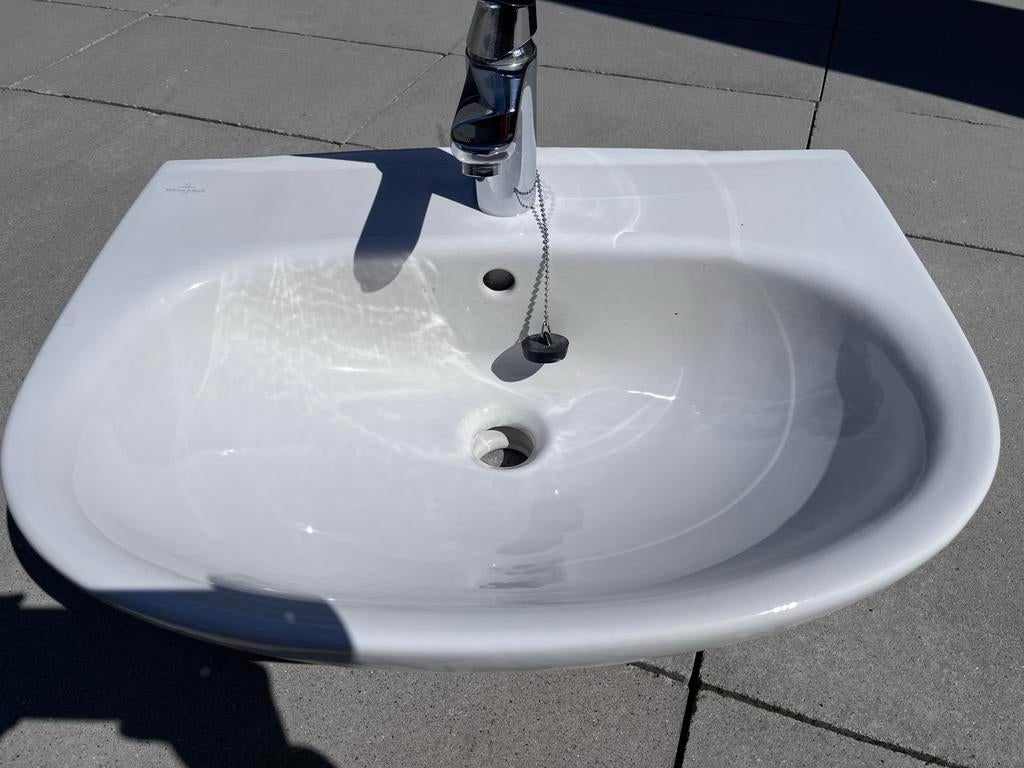 NIEUW Villeroy & Boch Wastafel met Grohe Kraan en Doucheset, Doe-het-zelf en Verbouw, Sanitair, Ophalen, Nieuw, Chroom, Wastafel