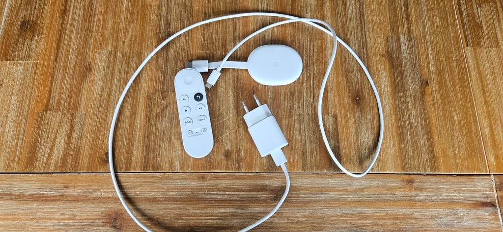 Chromecast 4k met Google tv, Ophalen of Verzenden, Zo goed als nieuw, HDMI