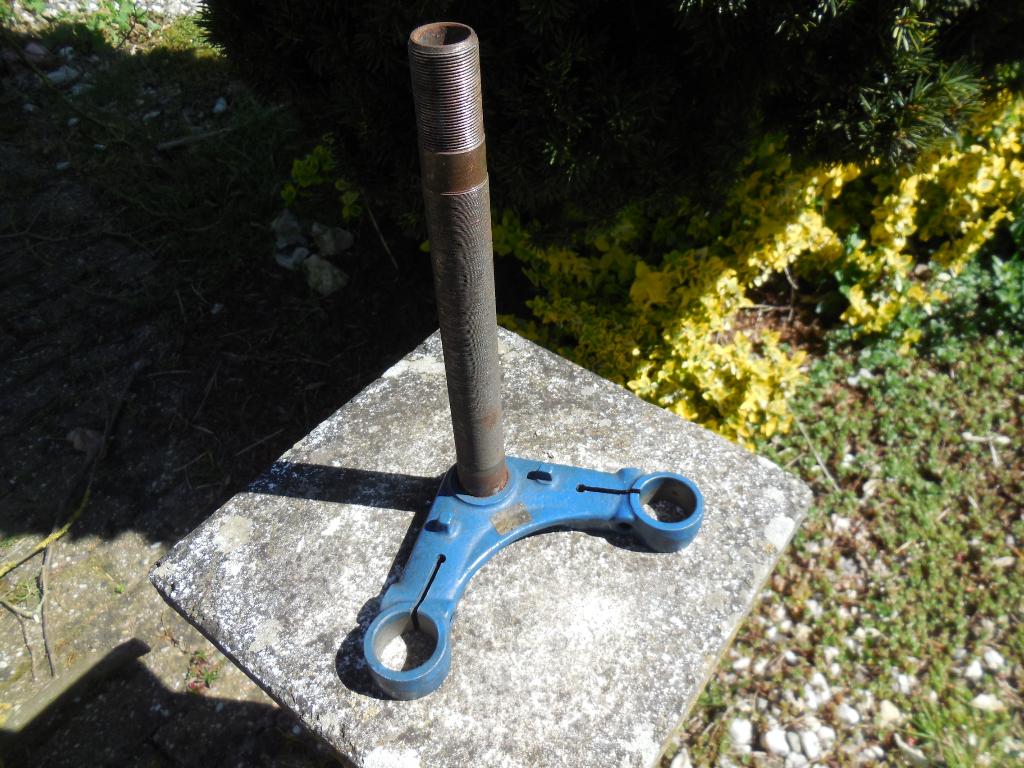 Honda C320 kroonstuk A-type NOS, Fietsen en Brommers, Ophalen of Verzenden, Nieuw, Frame, Overige merken