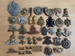 WW2 Brits embleem, metaal, versch. units & Parachute Reg., Ophalen of Verzenden, Landmacht, Engeland, Embleem of Badge