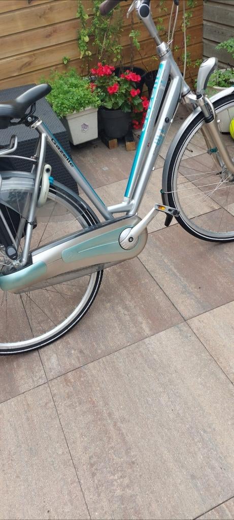 Gazelle damesfiets, Ophalen of Verzenden, Zo goed als nieuw, Gazelle, Versnellingen