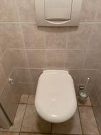 2x Toilet Villeroy & Boch, kleur pergamon, Ophalen, Gebruikt