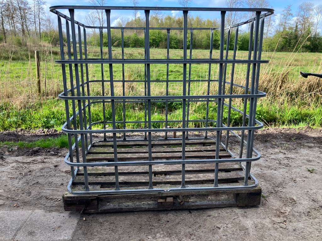 Ibc krat, Doe-het-zelf en Verbouw, 100 liter of meer, Ophalen of Verzenden, Gebruikt, Transportkar