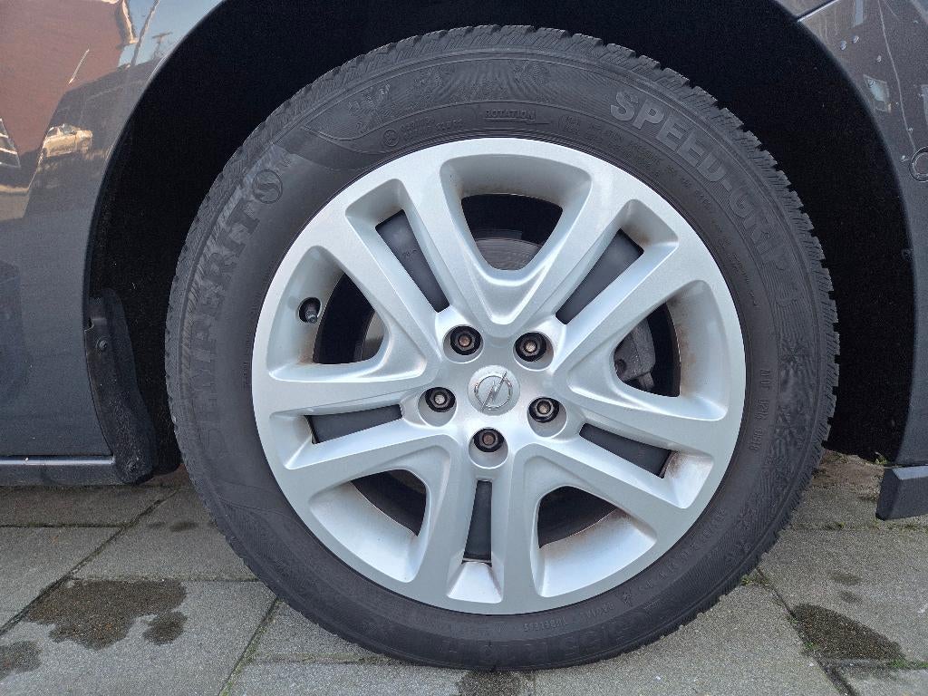 Winterwielen set 5X105 met banden:205/55R16, Auto-onderdelen, Banden en Velgen, Ophalen, Gebruikt, 16 inch, Band(en)