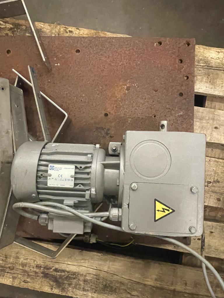 Lock EWA Aandrijfmotor (0.37 kW), Doe-het-zelf en Verbouw, Motoren, Ophalen, Zo goed als nieuw, Elektromotor