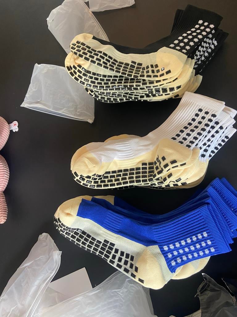 Grip sokken in verschillende kleuren perfecte staat., Kleding | Dames, Sokken en Kniesokken, Zwart, Nieuw, Overige maten