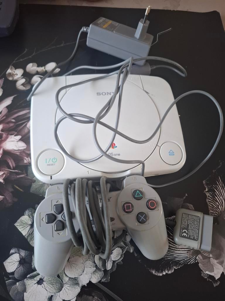 Playstation 1 Console met 1 controller, Ophalen of Verzenden, Gebruikt, Met 1 controller