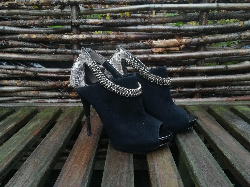 Guess Peeptoe Pumps Leer Zwart maat 37, Pumps, Guess, Zwart, Ophalen of Verzenden